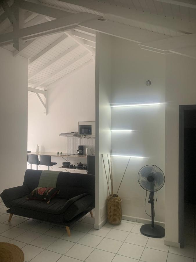 Appartamento Transit Affaires - Loisirs Pointe-à-Pitre Esterno foto