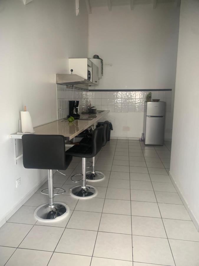 Appartamento Transit Affaires - Loisirs Pointe-à-Pitre Esterno foto